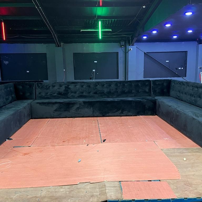 Booth Seating Sofas – Modern Restaurant & Commercial Seating whatsapp image 2026 03 16 at 11.30.12 pm (1)