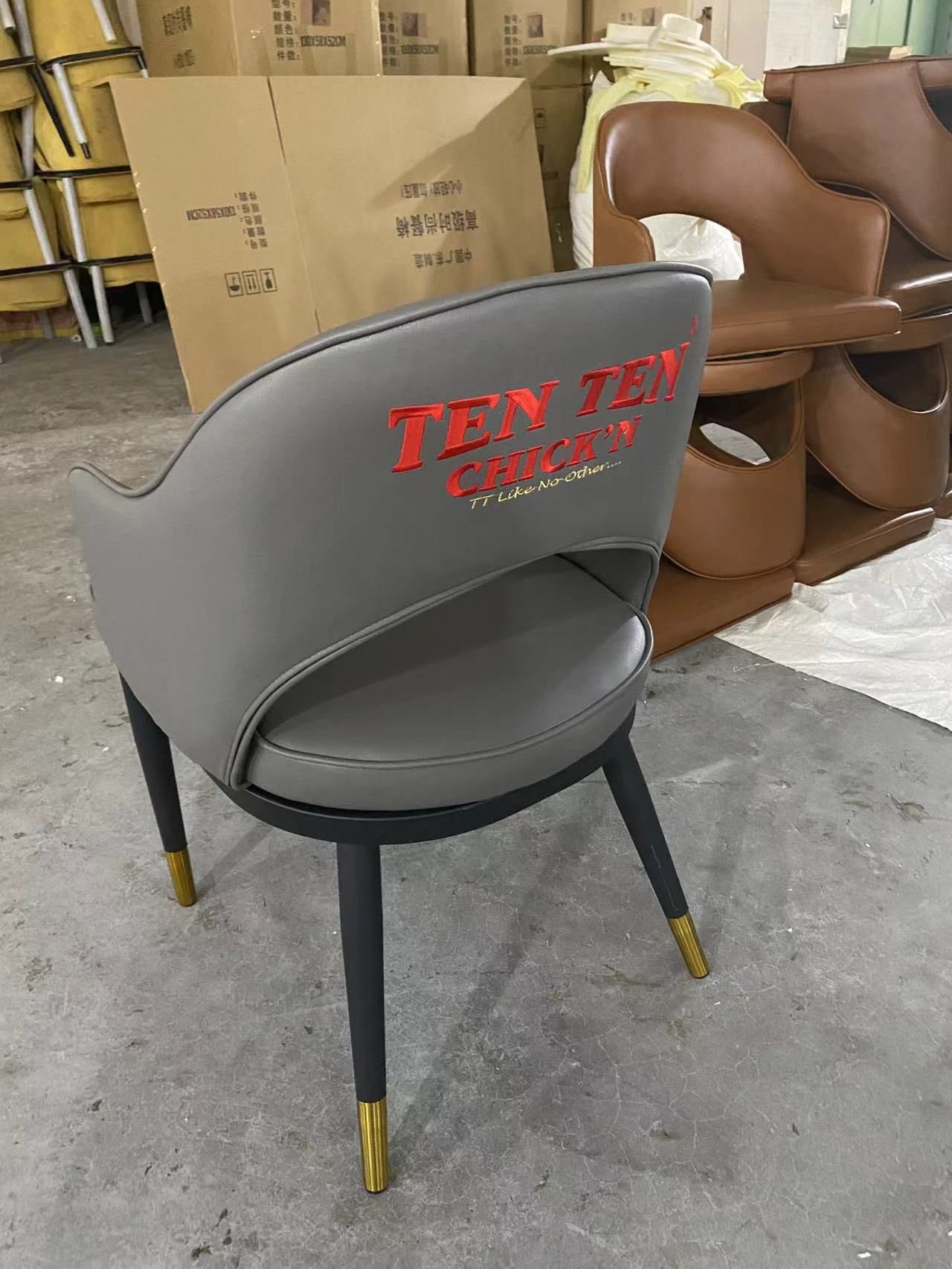 "ergonomic mesh office task chair"